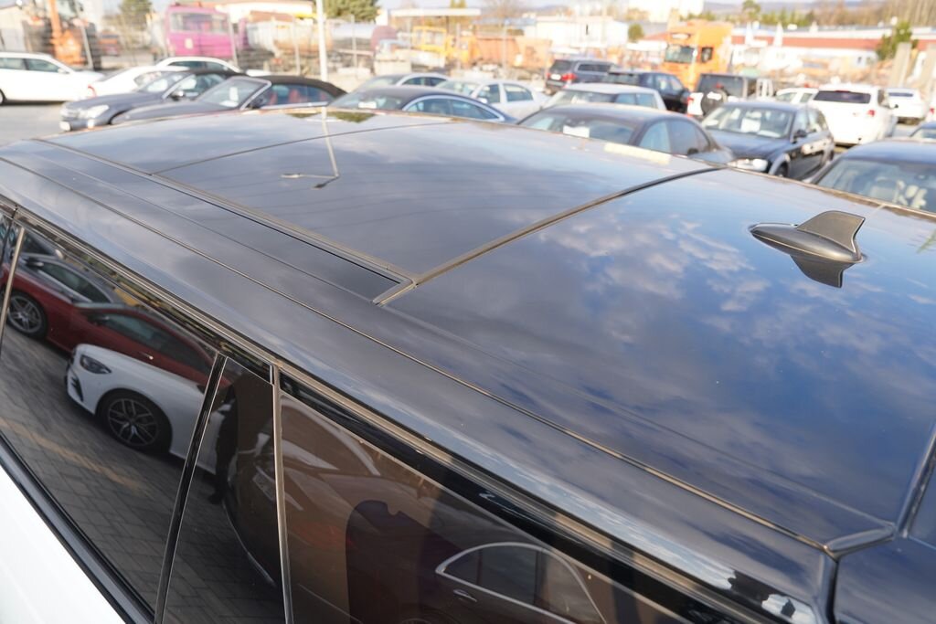 Land Rover Range Rover SUV / Terénní 4,4 l 250 kw