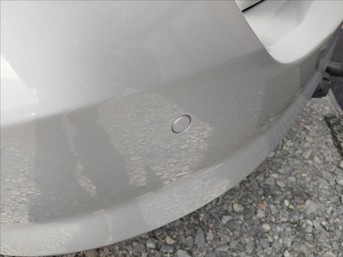 Volkswagen Passat Kombi 2,0 l 103 kw