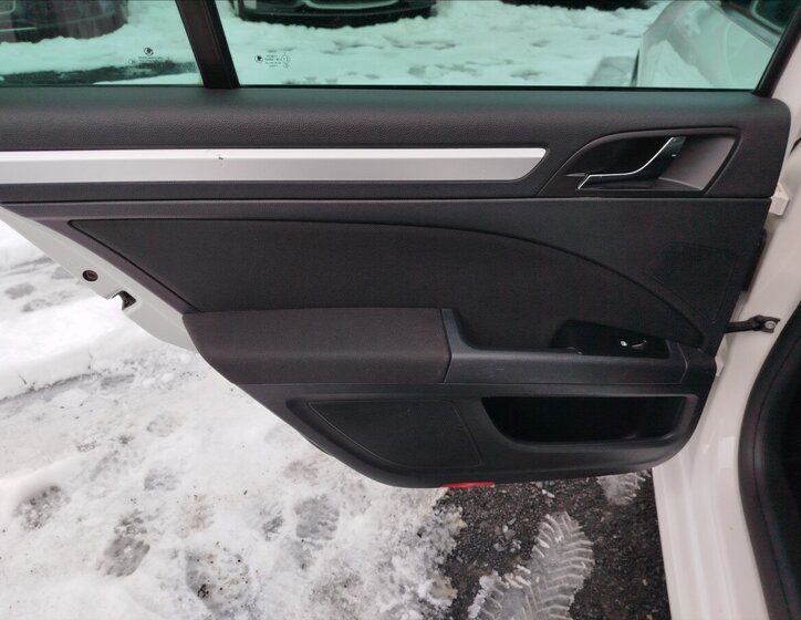 Škoda Superb Kombi 2,0 l 103 kw