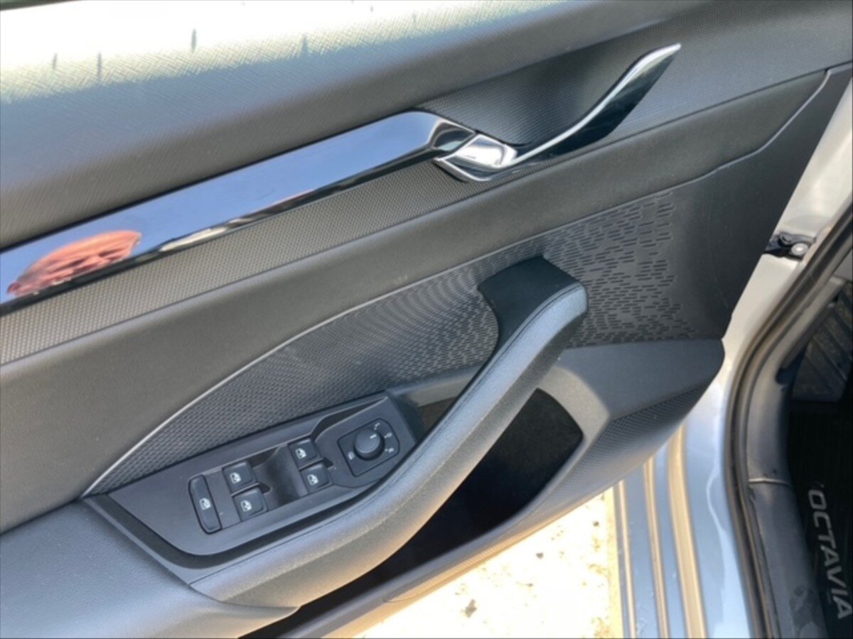 Škoda Octavia Kombi 2,0 l 110 kw