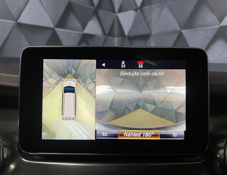 Mercedes-Benz Třídy V 17