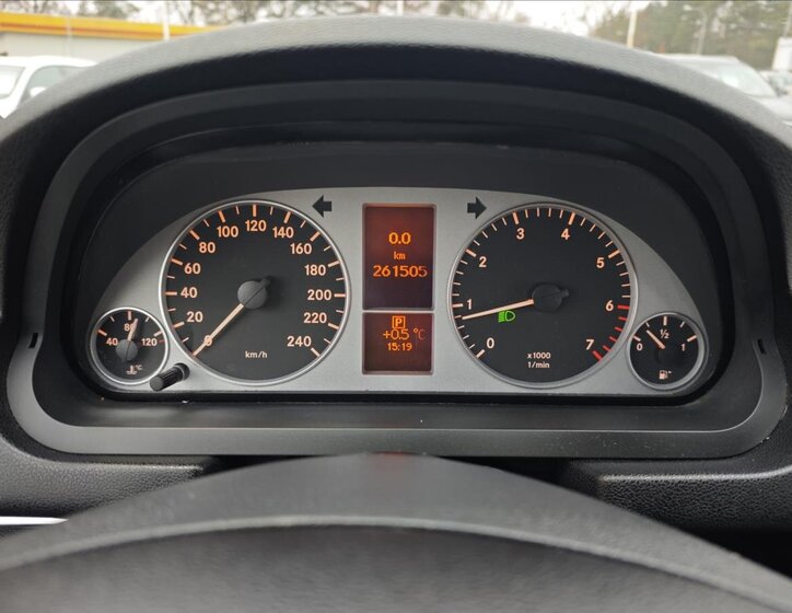 Mercedes-Benz Třídy B MPV 2,0 l 100 kw