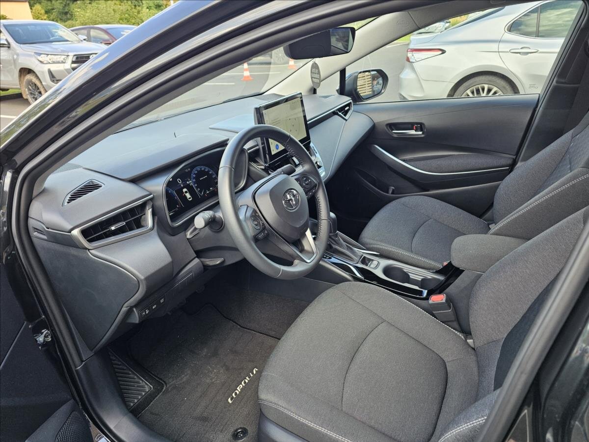 Toyota Corolla Sedan 1,5 l 92 kw