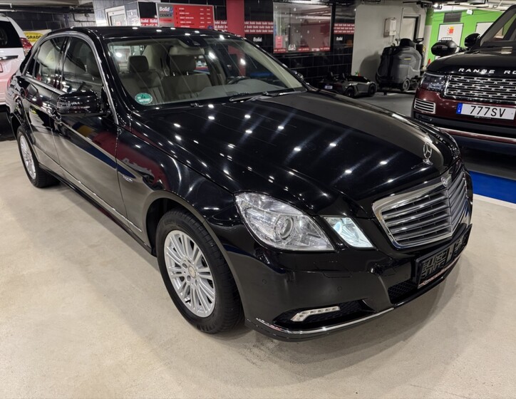 Mercedes-Benz Třídy E 9