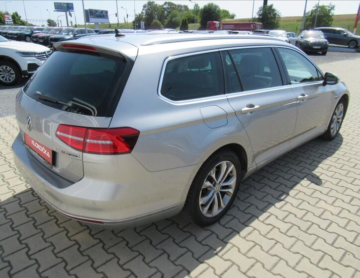 Volkswagen Passat 5