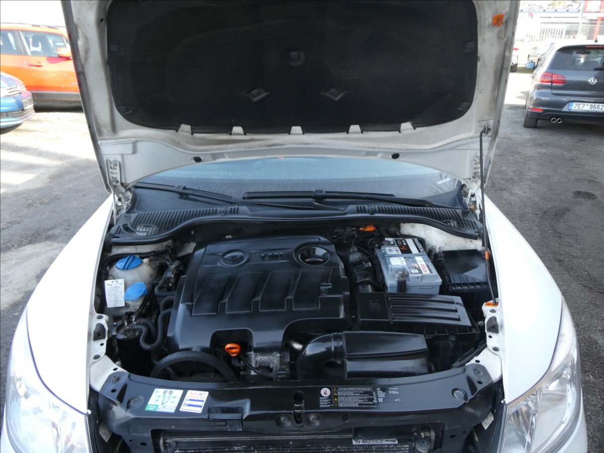 Škoda Octavia Kombi 1,6 l 77 kw