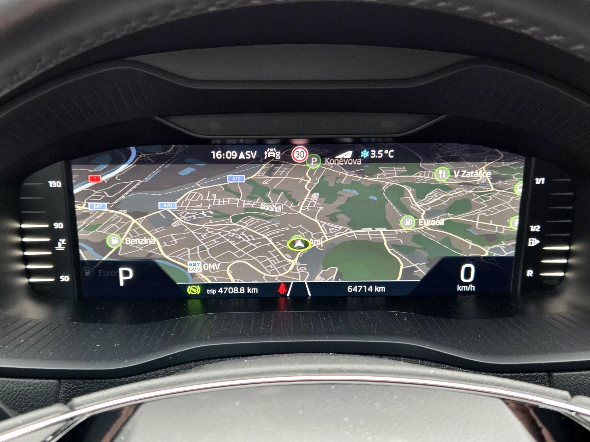 Škoda Karoq SUV 1,5 l 110 kw