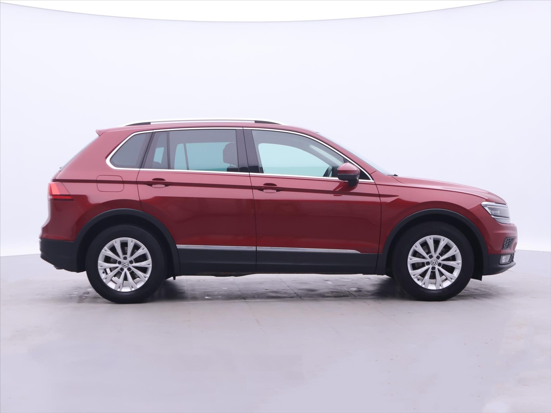 Volkswagen Tiguan SUV / Terénní 1,4 l 92 kw