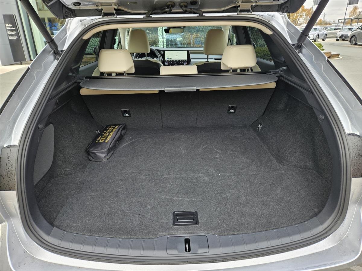 Lexus RX 450h SUV / Terénní 2,5 l 227 kw