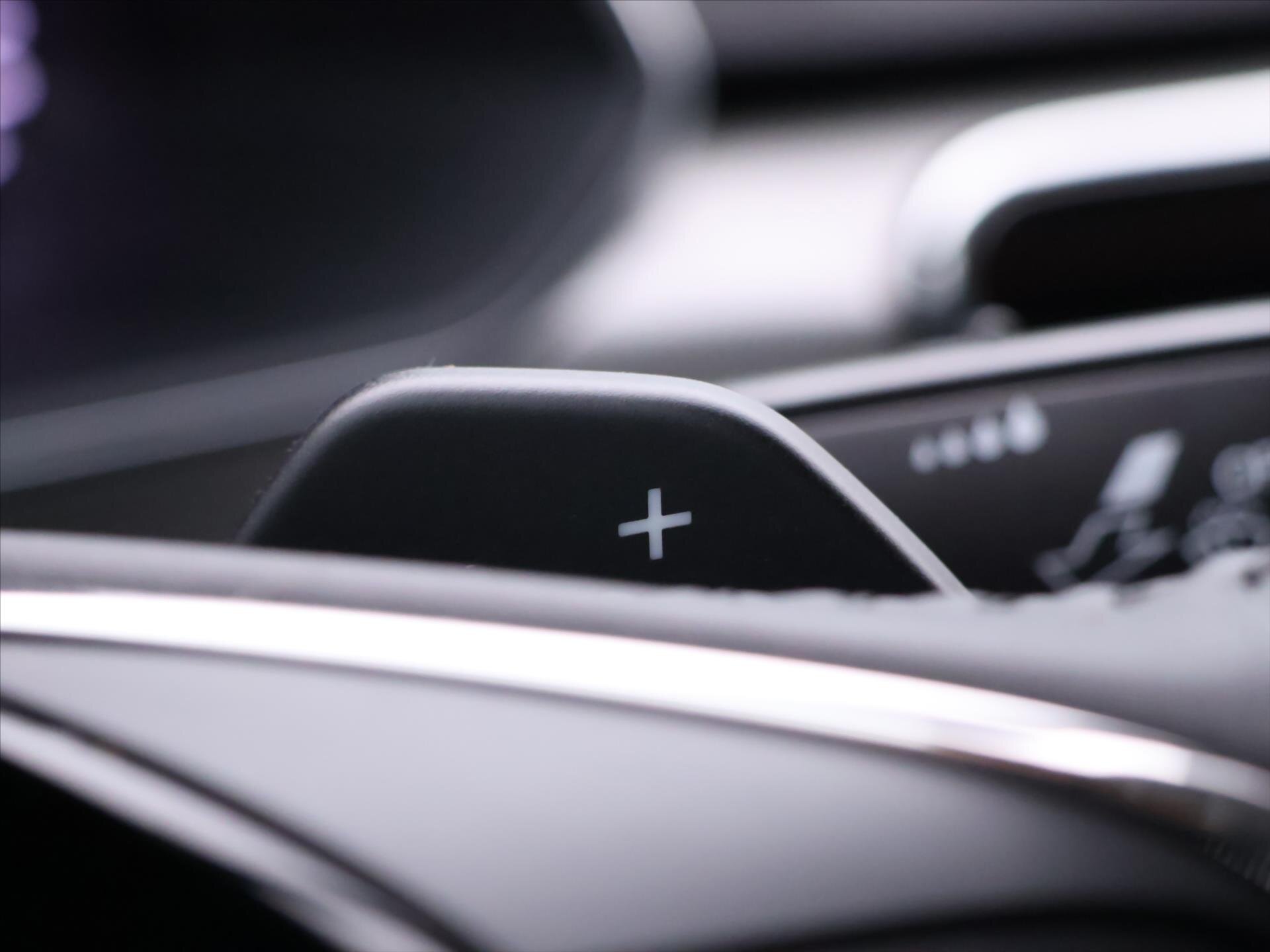 Škoda Superb Liftback 2,0 l 140 kw