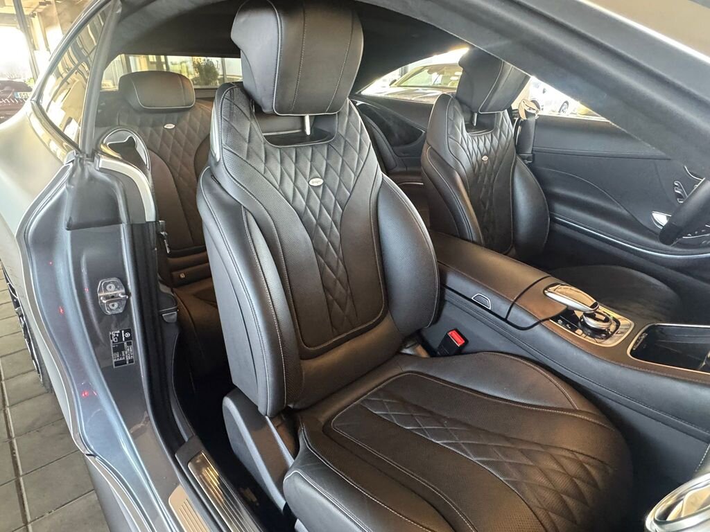 Mercedes-Benz Třídy S Kupé 4,0 l 345 kw