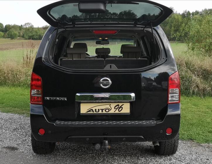 Nissan Pathfinder 48