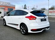Ford Focus 8