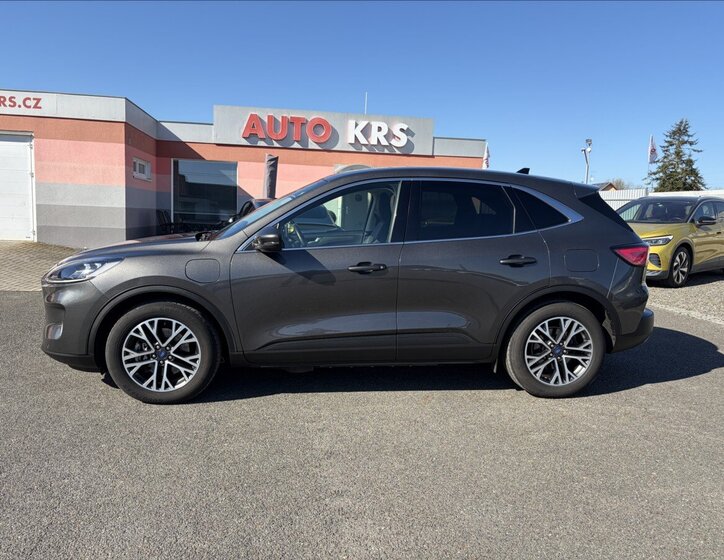 Ford Kuga SUV / Terénní 2,5 l 165 kw