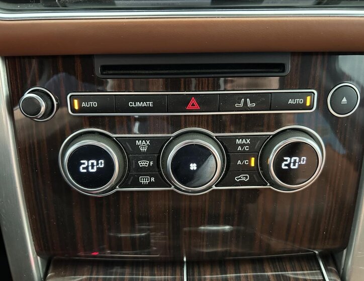Land Rover Range Rover SUV / Terénní 3,0 l 190 kw