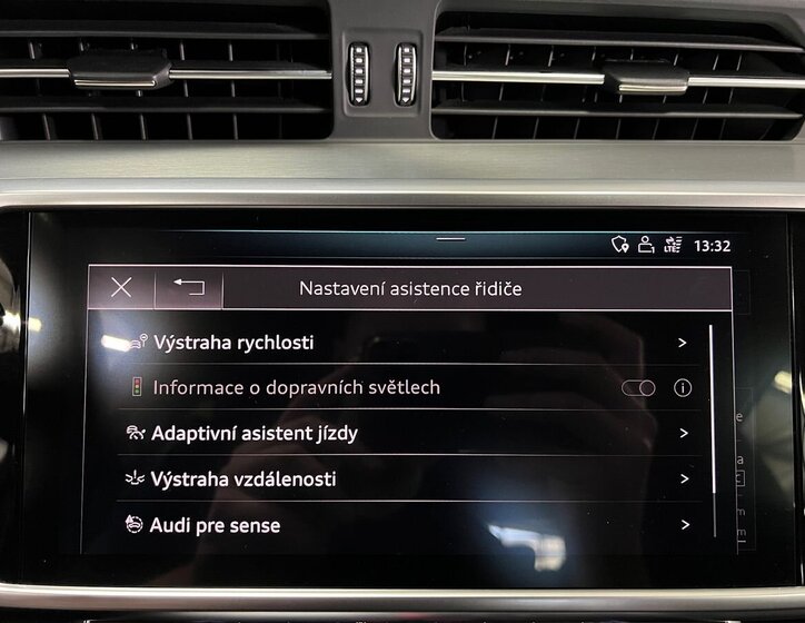 Audi S6 Kombi 3,0 l 257 kw