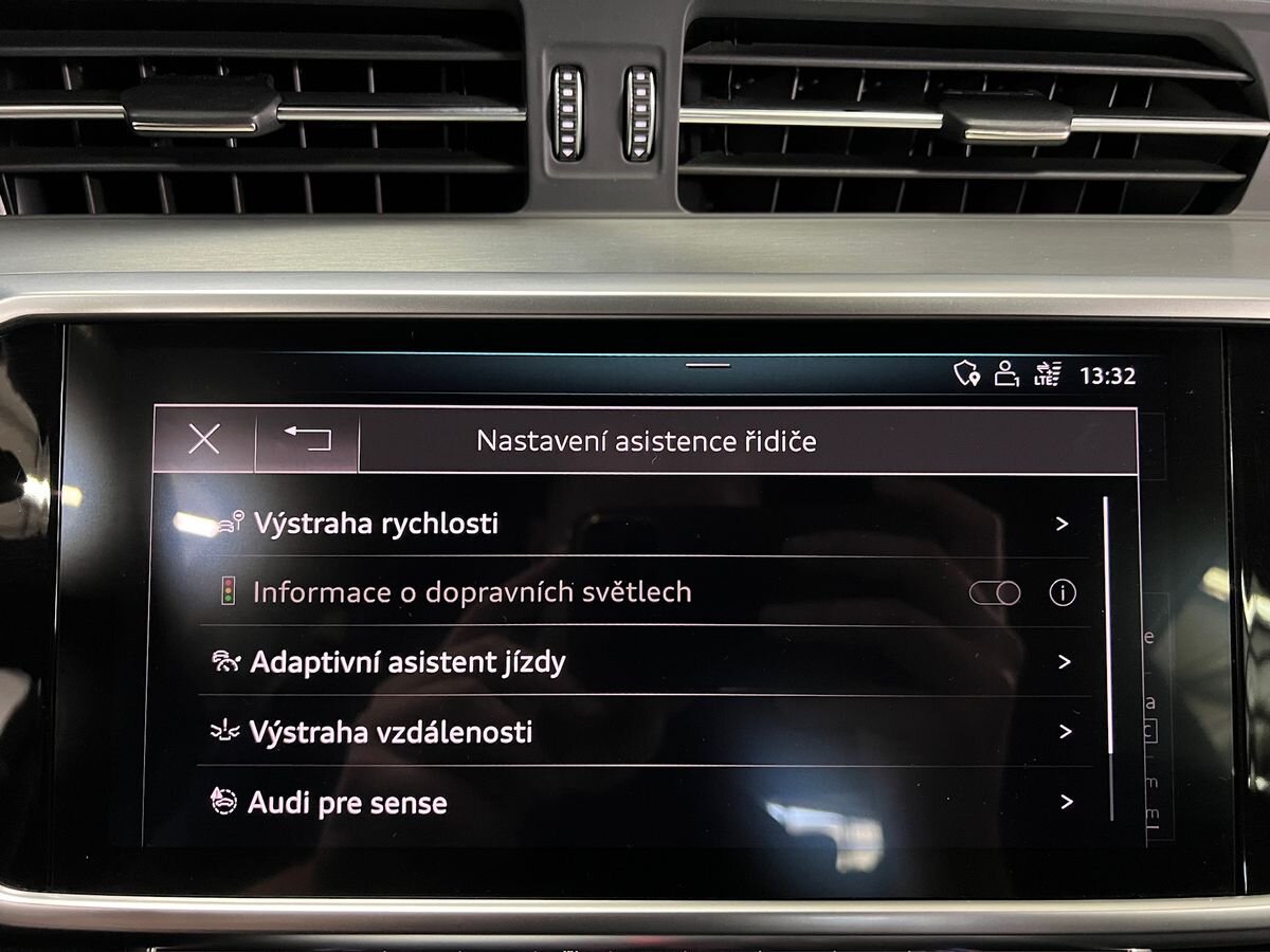 Audi S6 Kombi 3,0 l 257 kw