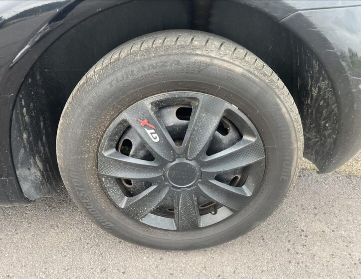 Volkswagen New Beetle Hatchback 1,6 l 74 kw