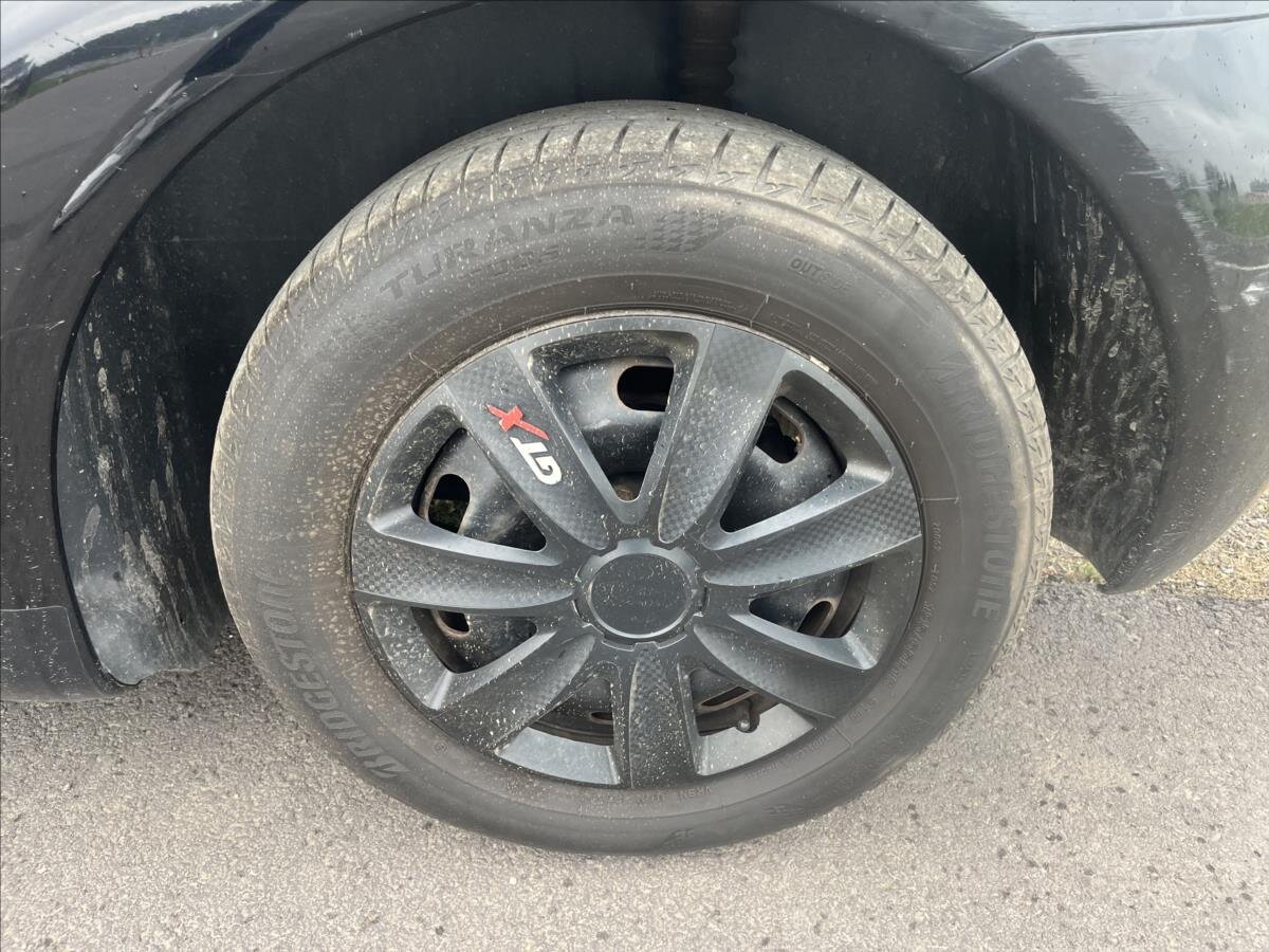 Volkswagen New Beetle Hatchback 1,6 l 74 kw