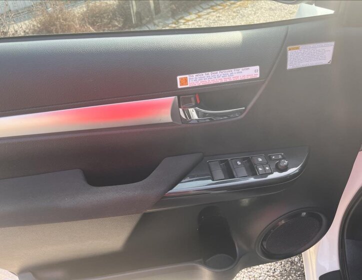 Toyota Hilux Pick-up 2,4 l 110 kw
