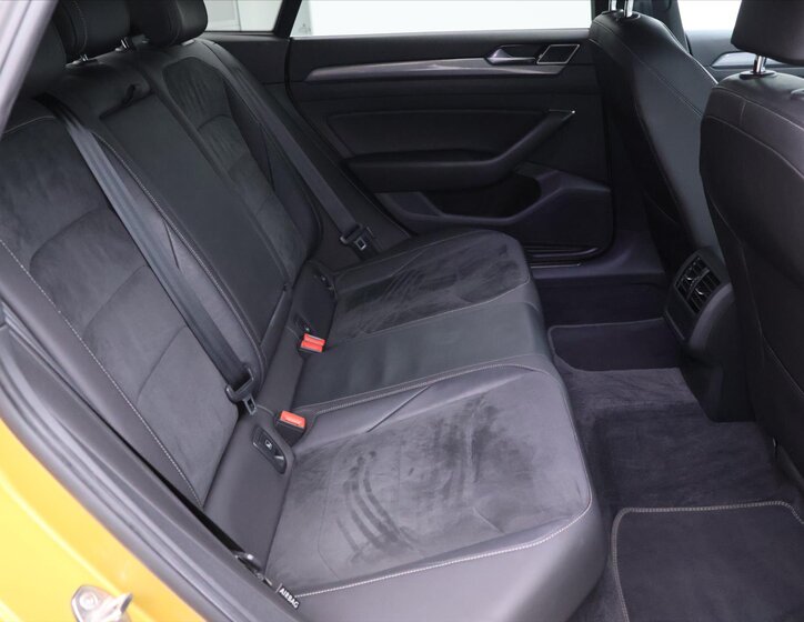 Volkswagen Arteon Liftback 2,0 l 140 kw