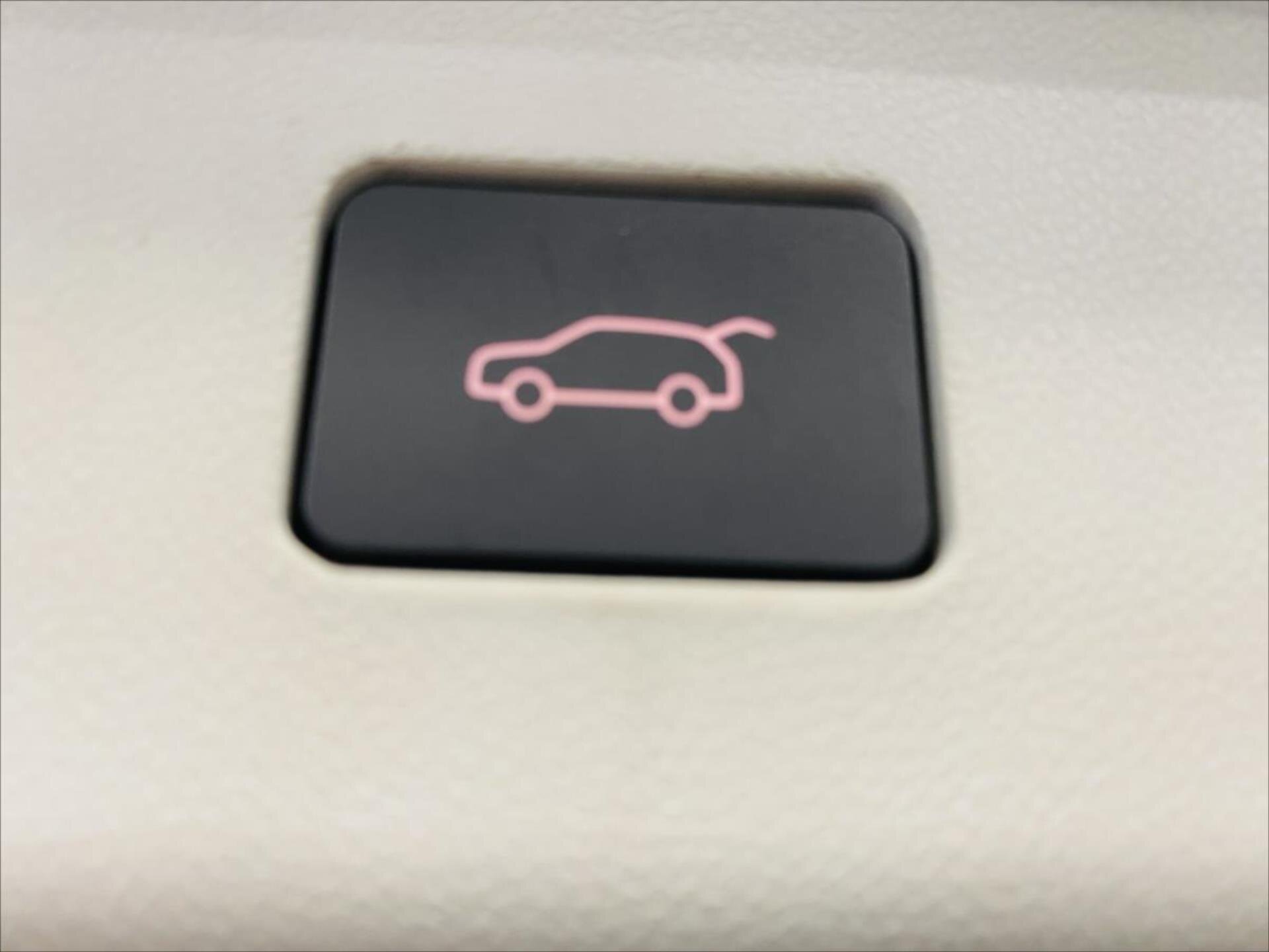 Dongfeng U-Tour Kombi 1,5 l 130 kw