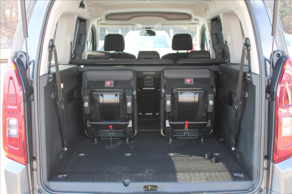 Opel Combo MPV 1,2 l 81 kw