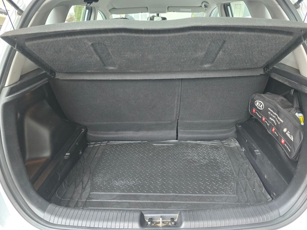 KIA Venga MPV 1,4 l 66 kw