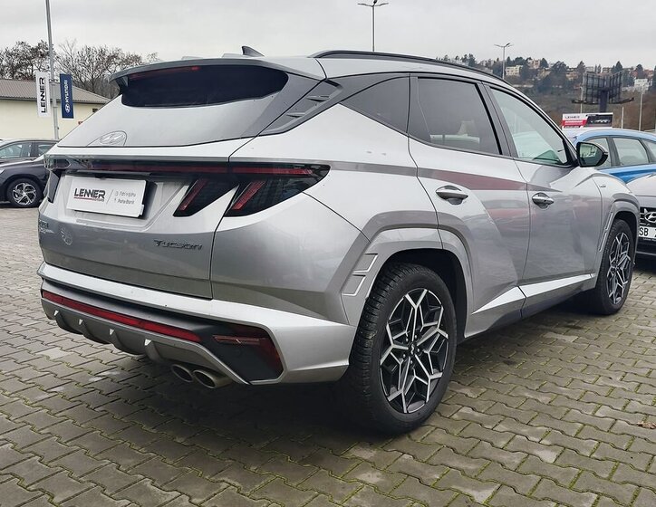 Hyundai Tucson SUV 1,6 l 110 kw