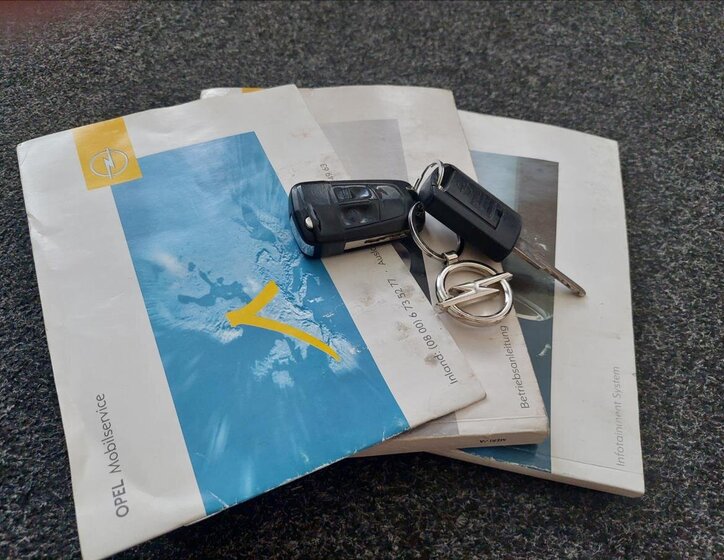 Opel Meriva MPV 1,6 l 77 kw