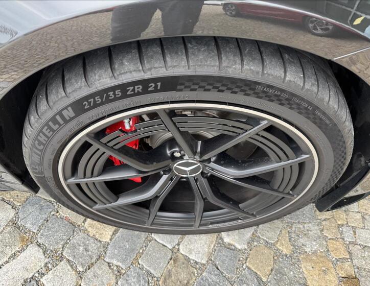 Mercedes-Benz AMG GT 43