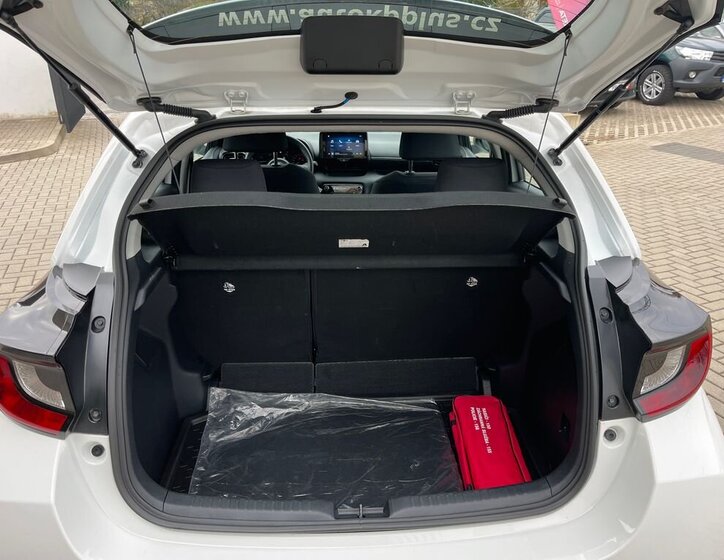 Toyota Yaris Hatchback 1,5 l 68 kw