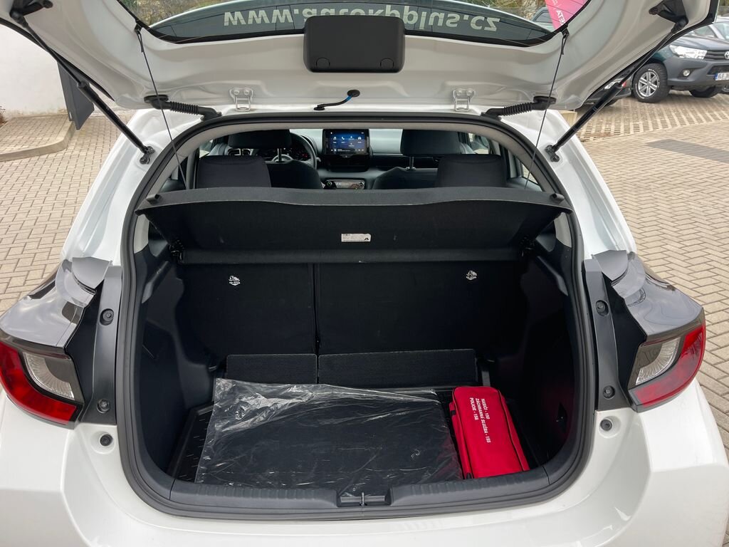 Toyota Yaris Hatchback 1,5 l 68 kw