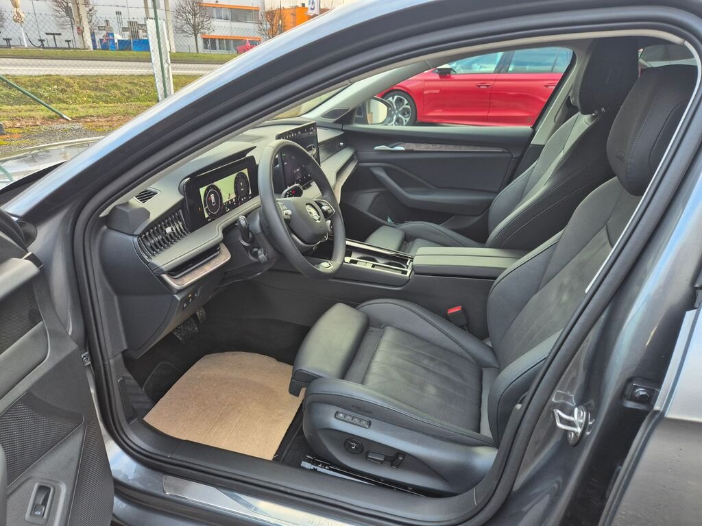 Škoda Superb Kombi 2,0 l 142 kw