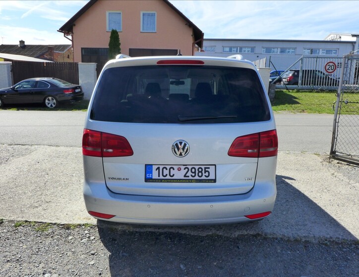 Volkswagen Touran 7