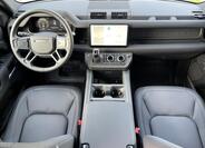 Land Rover Defender 16