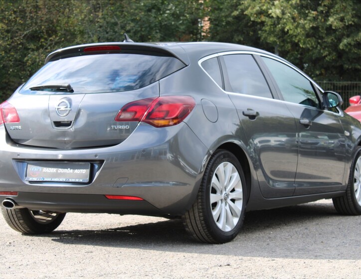 Opel Astra 5