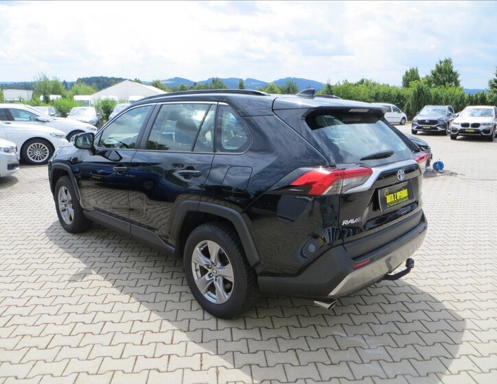 Toyota RAV4 5