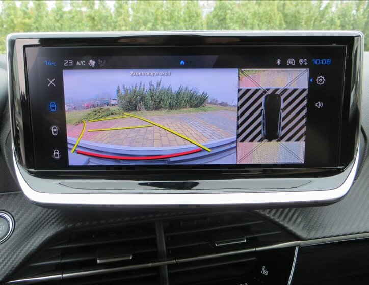 Peugeot 208 Hatchback 1,2 l 74 kw