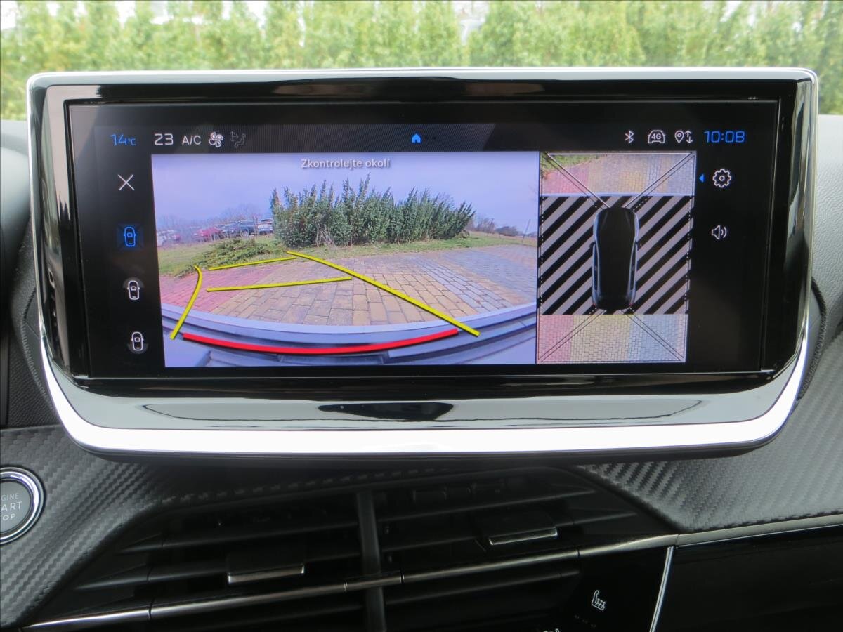 Peugeot 208 Hatchback 1,2 l 74 kw