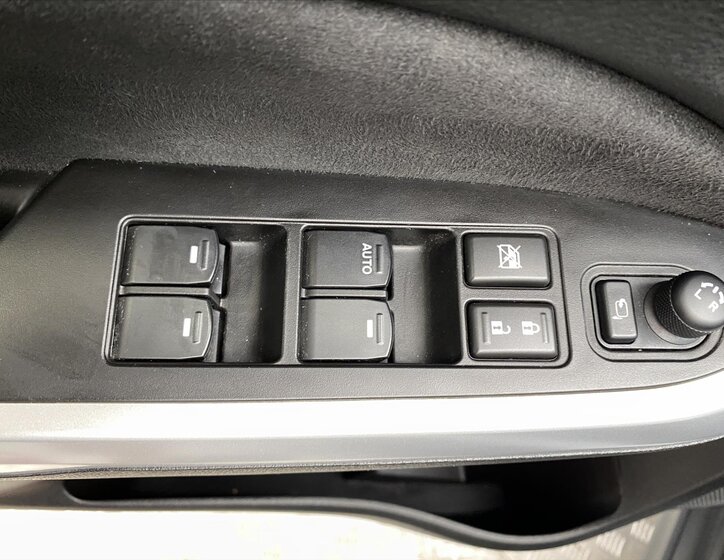 Suzuki Vitara SUV / Terénní 1,6 l 88 kw