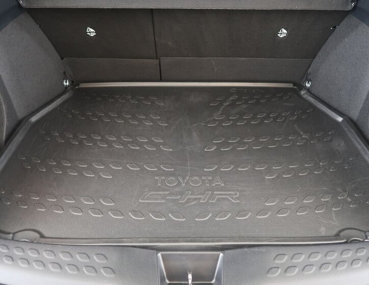 Toyota C-HR SUV 1,8 l 72 kw