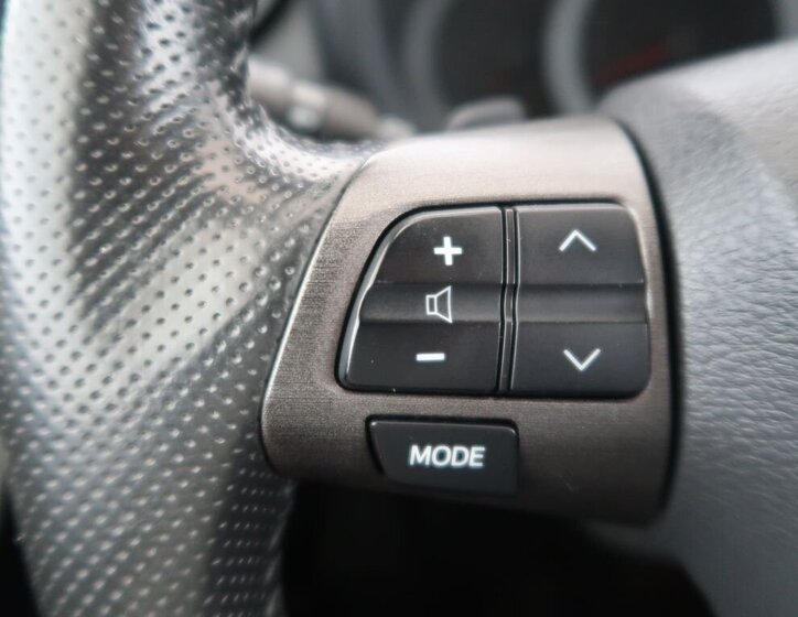 Toyota RAV4 SUV / Terénní 2,0 l 116 kw