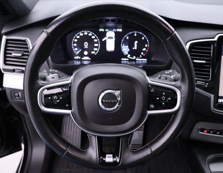 Volvo XC90 SUV 2,0 l 173 kw