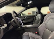 Volvo XC60 SUV / Terénní 2,0 l 184 kw
