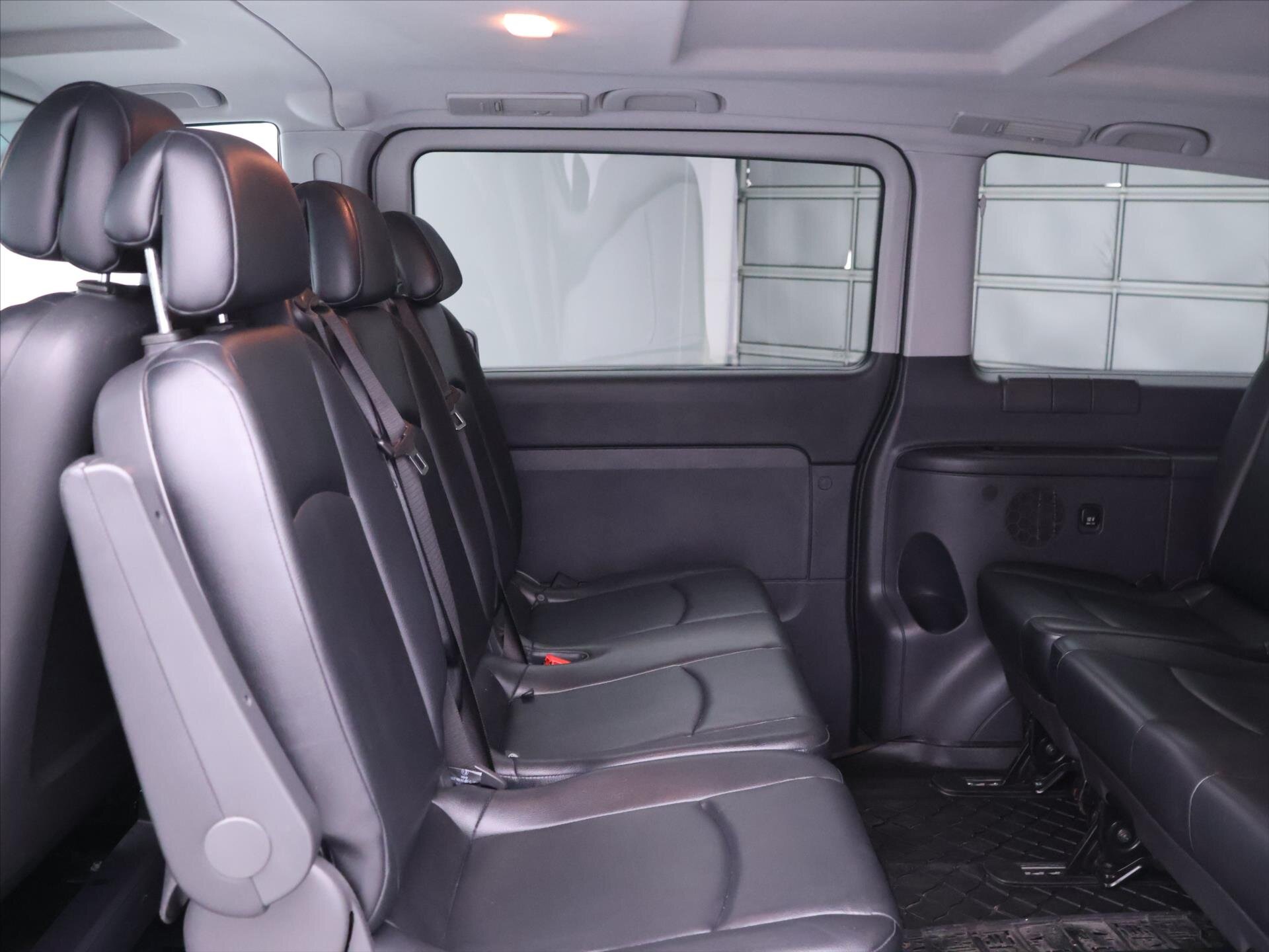 Mercedes-Benz Vito VAN / Minibus 2,1 l 100 kw