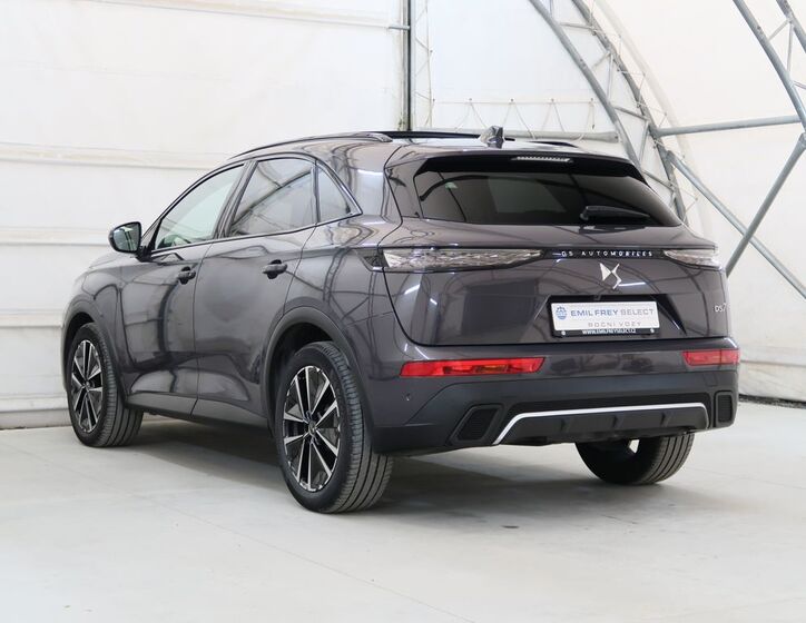 DS Automobiles DS7 Crossback 8