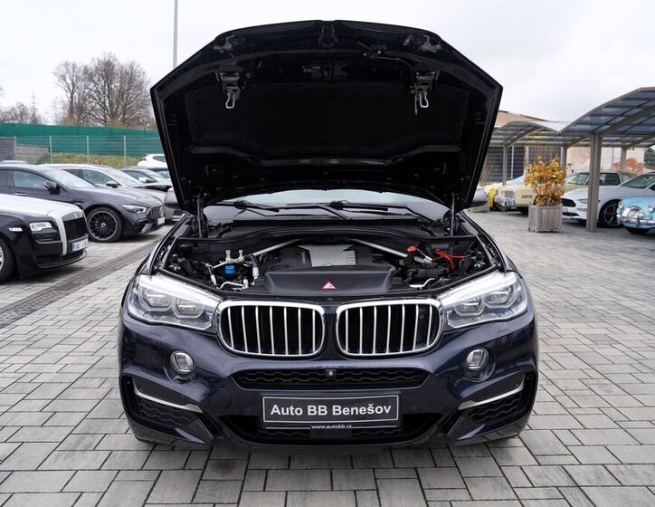 BMW X6 SUV / Terénní 3,0 l 280 kw