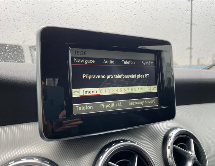 Mercedes-Benz GLA 16