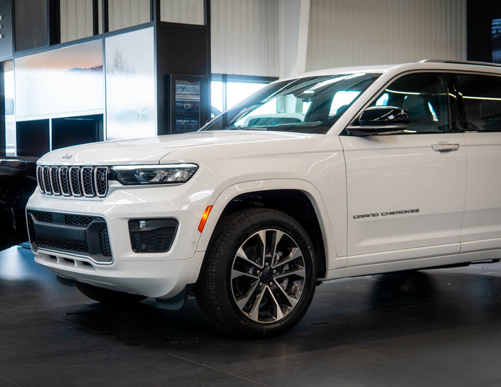 Jeep Grand Cherokee 12